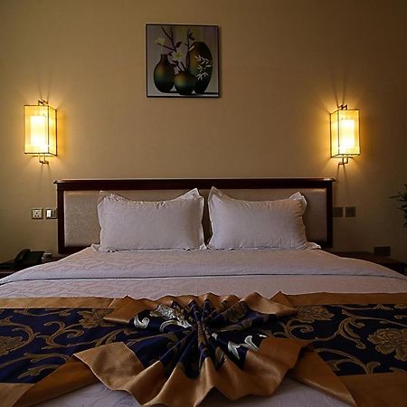 Farah Hotel Apartment Muscat Luaran gambar